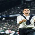 Με την σταθερότητα της Τζέονμπουκ