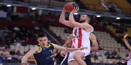 Με... φόρα ο Ολυμπιακός