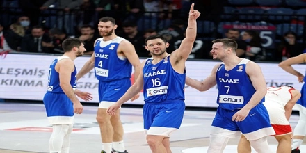 Δείχνουν το δρόμο στο 2.15
