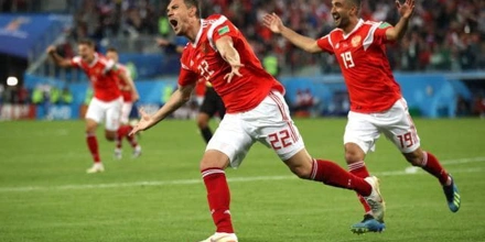 Στήριξη στα φαβορί