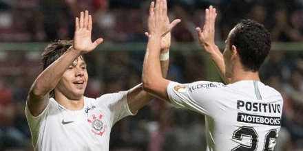 Μπαράζ στη Δανία, σενάρια στο Libertadores, ημιτελικά στο μπάσκετ
