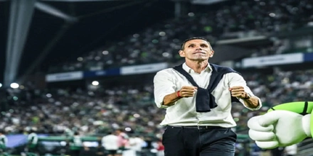 Με την σταθερότητα της Τζέονμπουκ