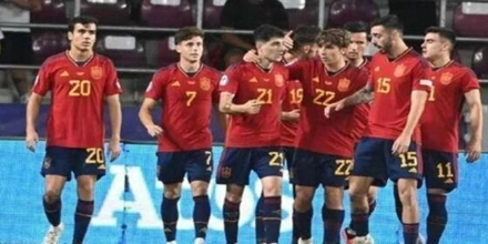meni-chamila-to-skor.jpg