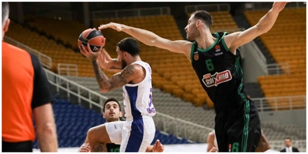 Με τα ριμπάουντ του Σίμονς
