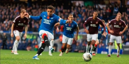 tav v hearts.jpg