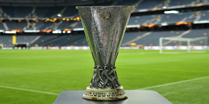 Νικητής Europa League 2022: Με το «άστρο» & το 5.25 της Άιντραχτ